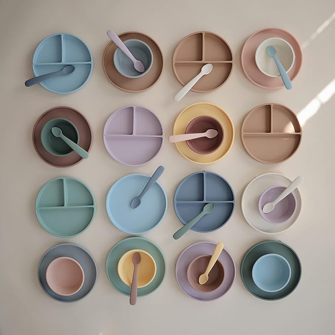 mushie Classic Silicone Suction Plate | BPA-Free Non-Slip Design (Cambridge Blue)