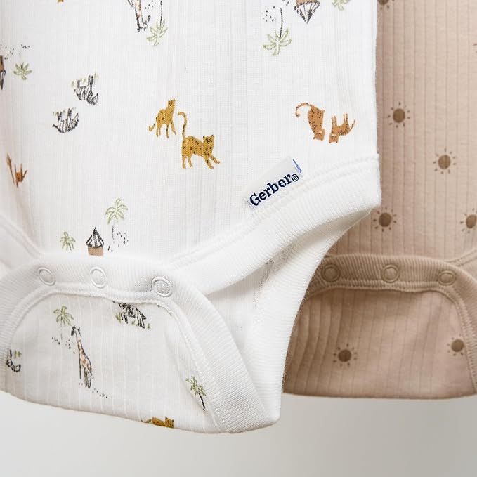 Gerber unisex-baby 9-piece Baby Gift Set for Newborn Boys & Girls – Premium Cotton Baby Essentials Layette Set