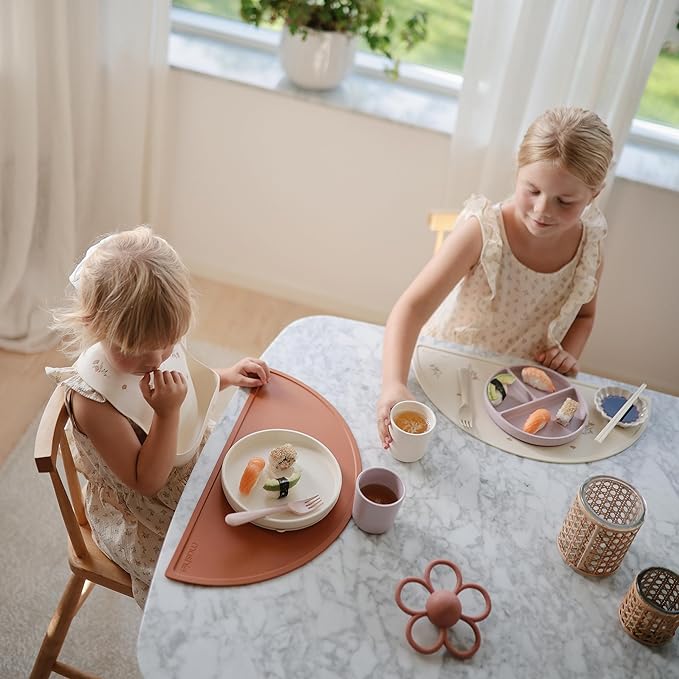 mushie Classic Silicone Suction Plate | BPA-Free Non-Slip Design (Blush)