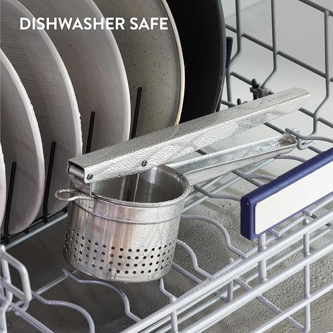 Navaris Stainless Steel Potato Ricer - Ergonomic Handle for Easy Mashed Potatoes - Dishwasher-Ready Potato Mashers - Mechanical Masher Tool Ideal for Potatoes, Baby Food & Avocado