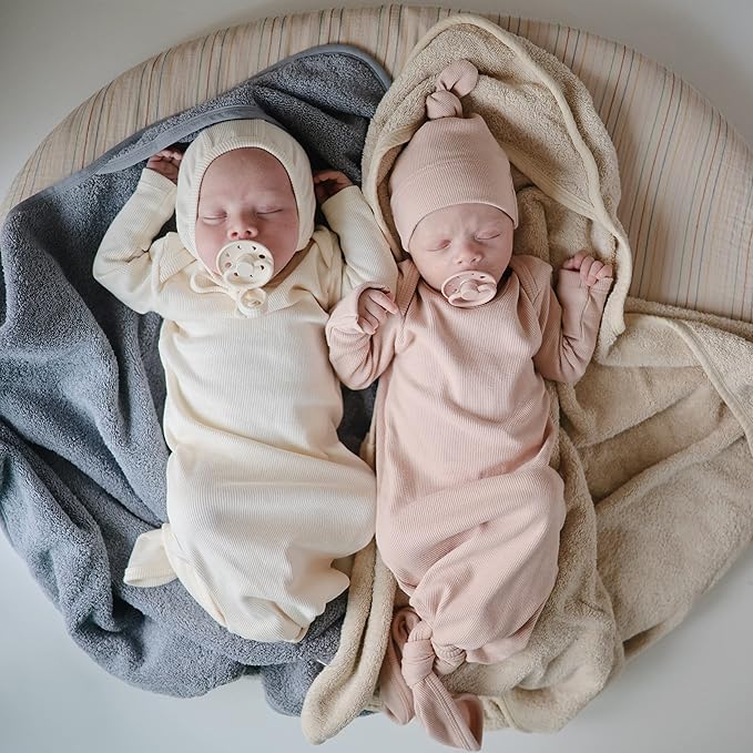 mushie Baby Hooded Towel | Organic Cotton (Fog)