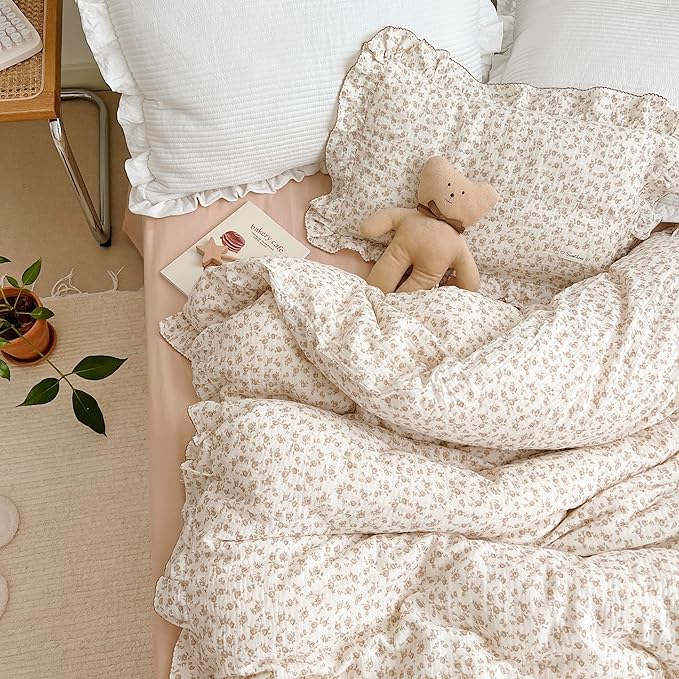 AOJIM Cotton Muslin Kids Toddler Pillowcase with Camellia Pattern Super Soft Baby Crib Pillowcase with Ruffle Edge, Machine Washable Floral Nursery Pillowcase for Boys Girls, Kids Room Decor, 14x20''