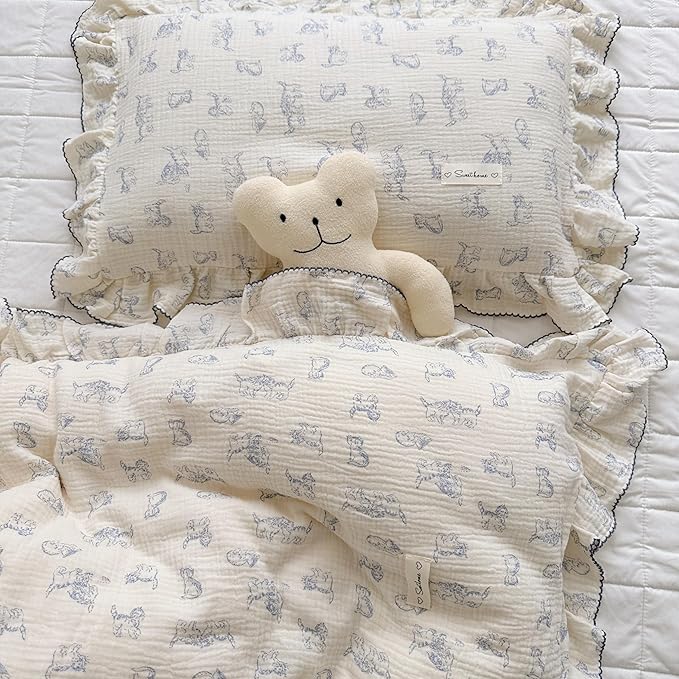 AOJIM Cotton Muslin Kids Pillowcase with Cute Cat Patterns, Super Soft Crib Nursery Pillowcase 1PC for Boys Girls, Ruffled Edges Toddler Bedding for Room Decor, Machine Washable, 14x20 Inches