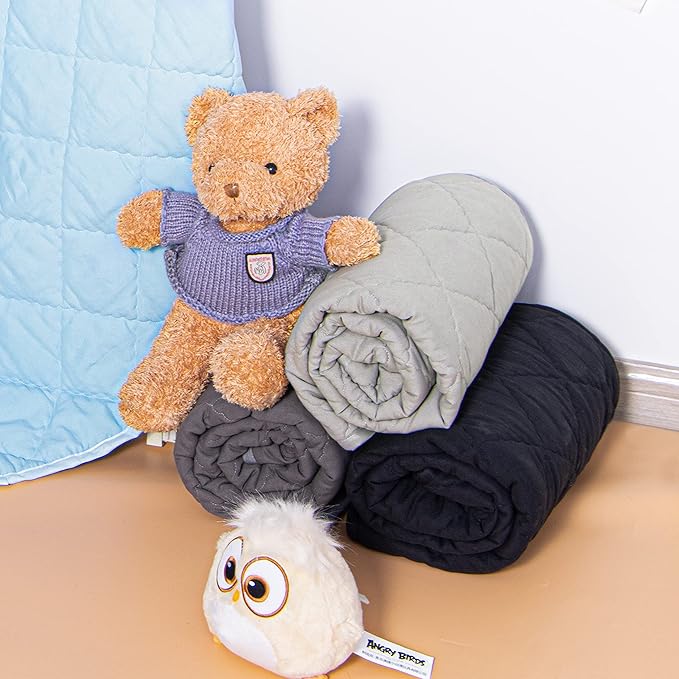 NTBAY Down Alternative Oversized Toddler Comforter, Super Soft and Warm Solid Color Baby Crib Quilted Blanket, 43x60 inches, Black