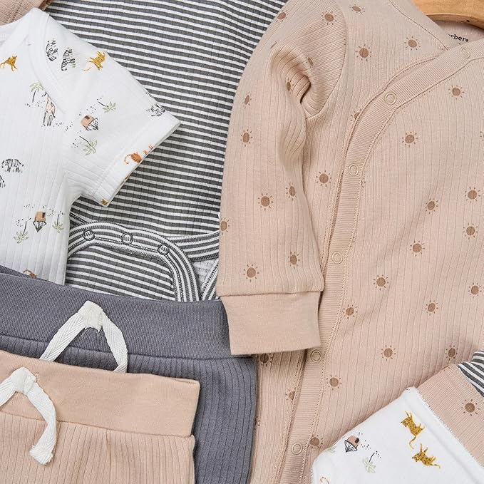 Gerber unisex-baby 9-piece Baby Gift Set for Newborn Boys & Girls – Premium Cotton Baby Essentials Layette Set